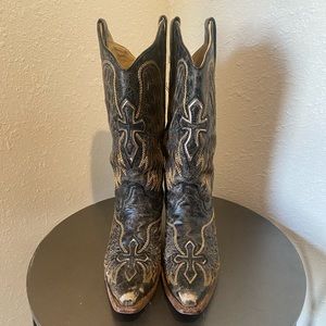 Women’s Corral Cowboy Boot size 9 1/2